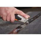 FISKARS CarbonMax visszahúzható pengekés
