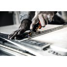 FISKARS CarbonMax összecsukható pengekés