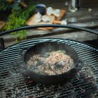 FISKARS Norden öntöttvas grill edény (30 cm)