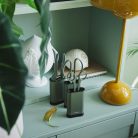 FISKARS Urban Gardening virágolló tárolóval